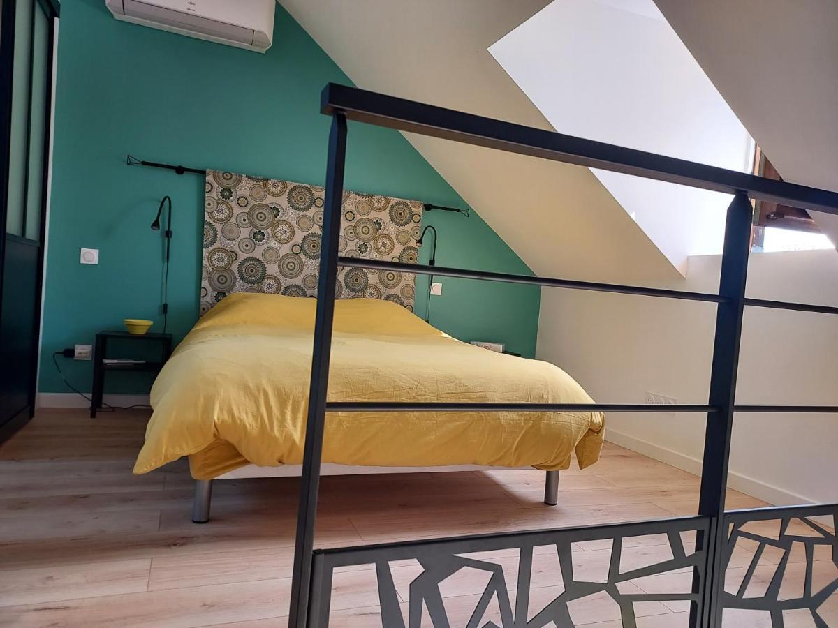 En Pleine Campagne, Proche Du Mans - Chambre D'Hotes Fillé 외부 사진