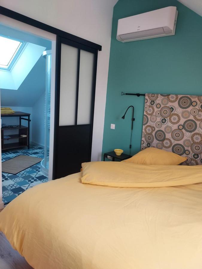 En Pleine Campagne, Proche Du Mans - Chambre D'Hotes Fillé 외부 사진